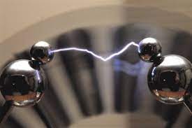 Électrostatique et protection antistatique dans l'industrie - Mécanique / Strojírenství